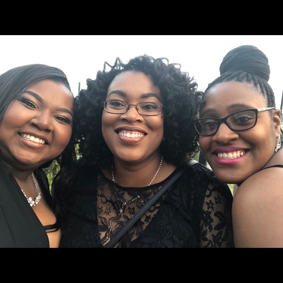 Meet your Posher, Alisa - Picture 3 of 8